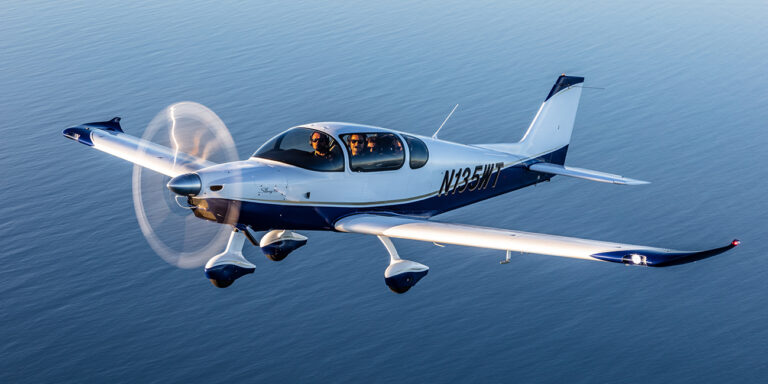 the airplane factory sling tsi aircraft